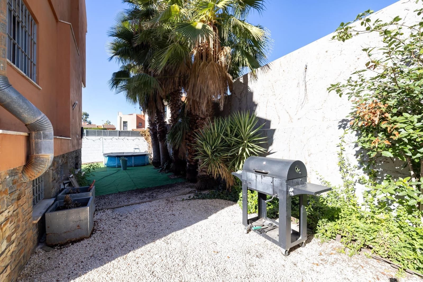 4 bedroom Villa for sale in Jun with garage - € 290,000 (Ref: 9534277)