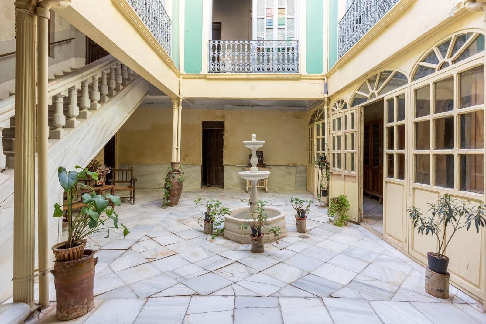 10 sypialnia Dom na sprzedaż w Guadix - 325 000 € (Ref: 9534279)