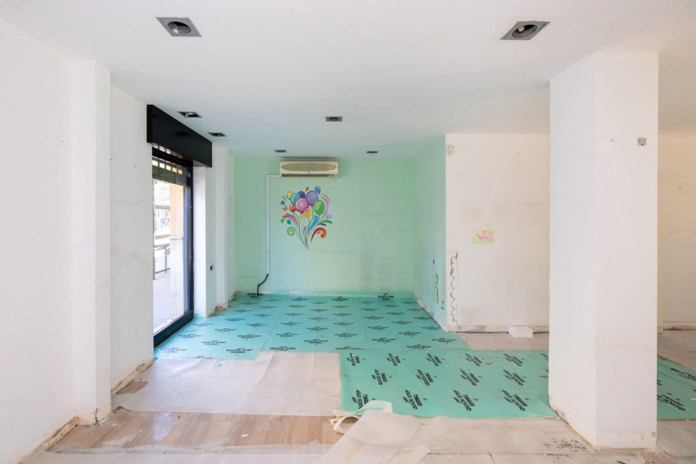 Local Comercial en Granada ciudad en venta - 375.000 € (Ref: 9534280)