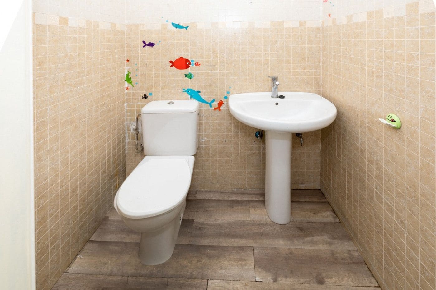 Local Comercial en Granada ciudad en venta - 375.000 € (Ref: 9534280)