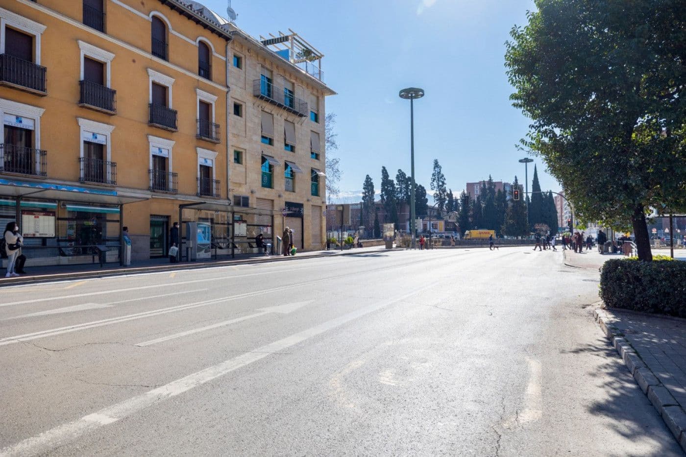 Local Comercial en Granada ciudad en venta - 375.000 € (Ref: 9534280)