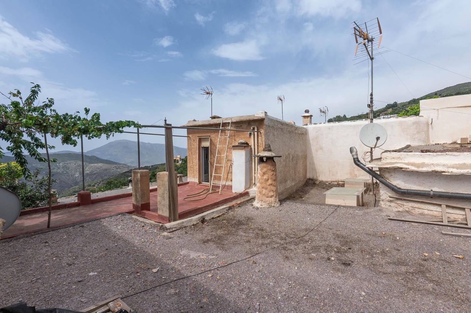 4 bedroom Finca/Country House for sale in La Taha - € 123,000 (Ref: 9534288)