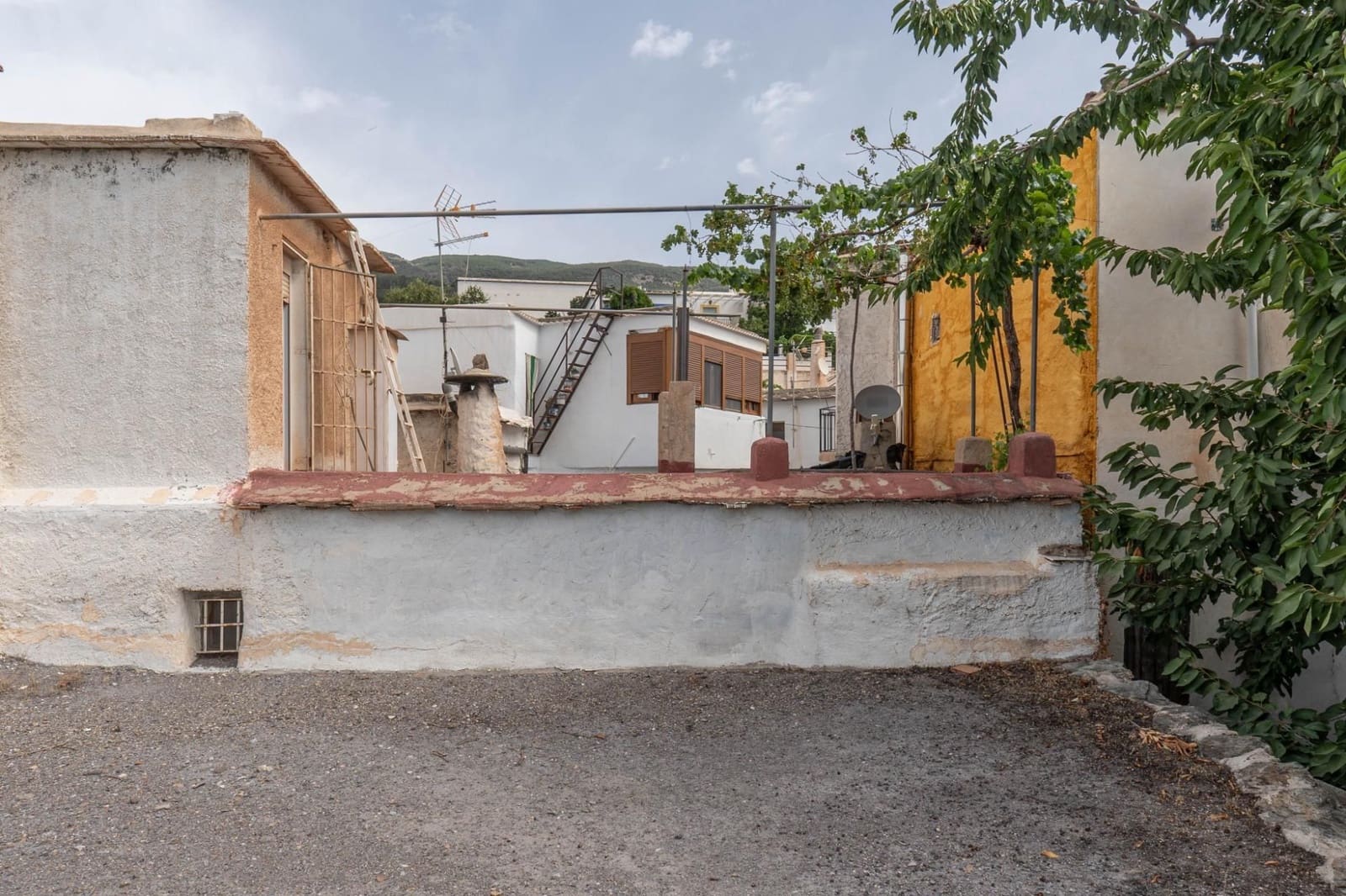 4 bedroom Finca/Country House for sale in La Taha - € 123,000 (Ref: 9534288)