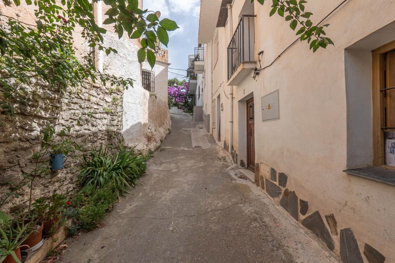 4 bedroom Finca/Country House for sale in La Taha - € 123,000 (Ref: 9534288)