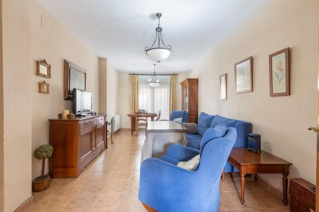 4 soverom Hus til salgs i Santa Fe med garasje - € 250 000 (Ref: 9534290)