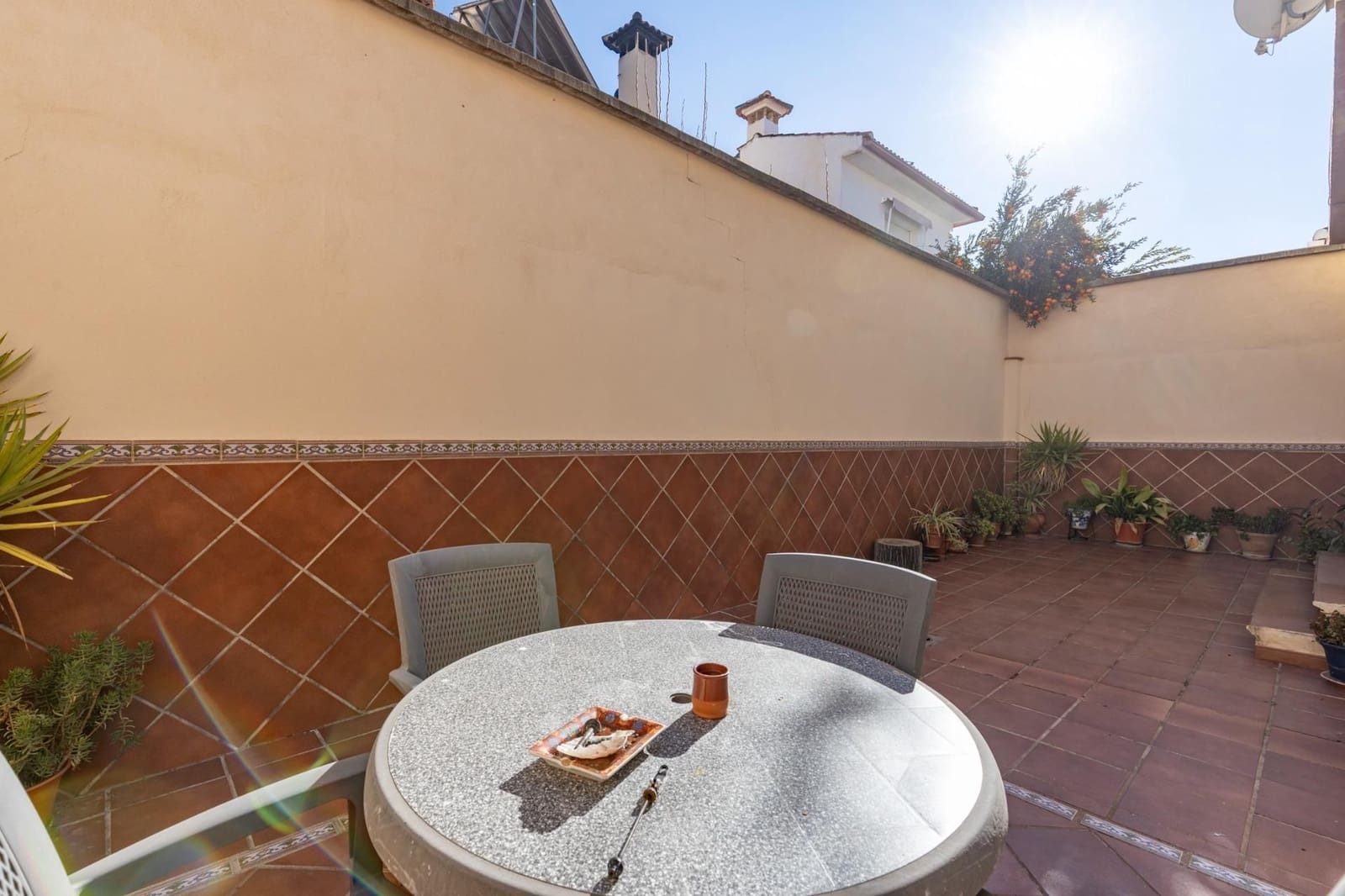 4 bedroom Townhouse for sale in Santa Fe with garage - € 250,000 (Ref: 9534290)