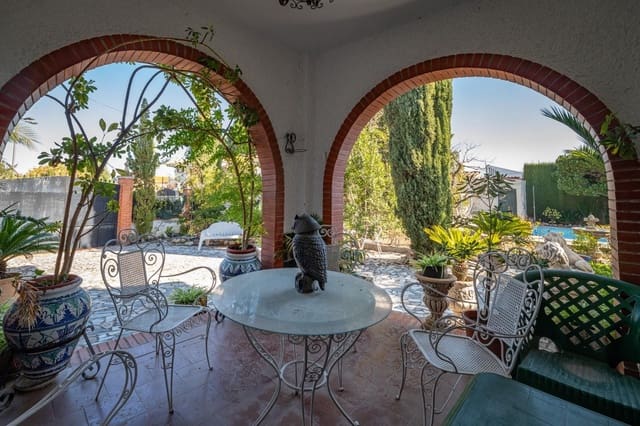 3 soverom Villa til salgs i Otura med svømmebasseng garasje - € 325 000 (Ref: 9534291)