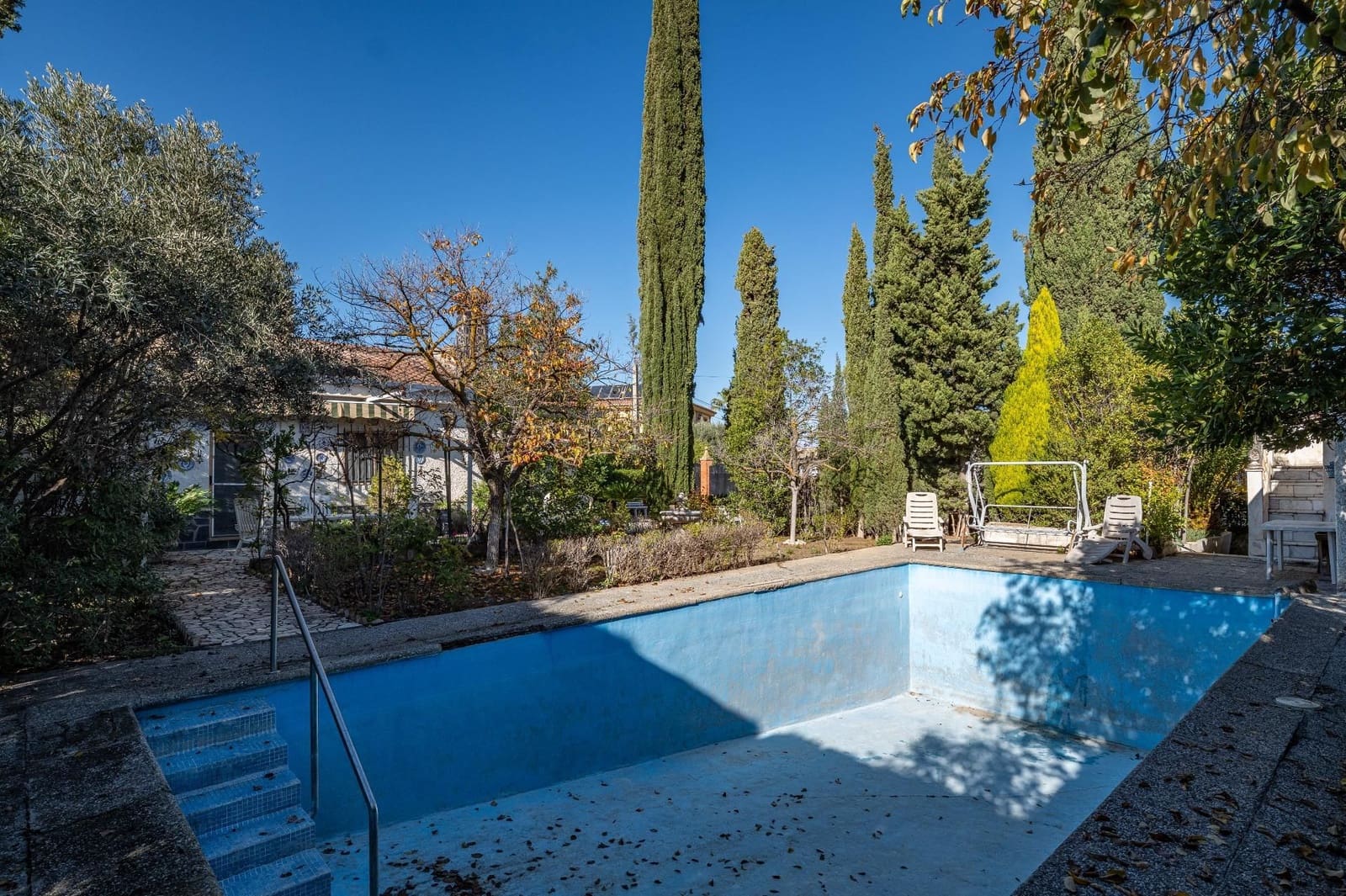 3 soveværelse Villa til salg i Otura med swimmingpool garage - € 325.000 (Ref: 9534291)