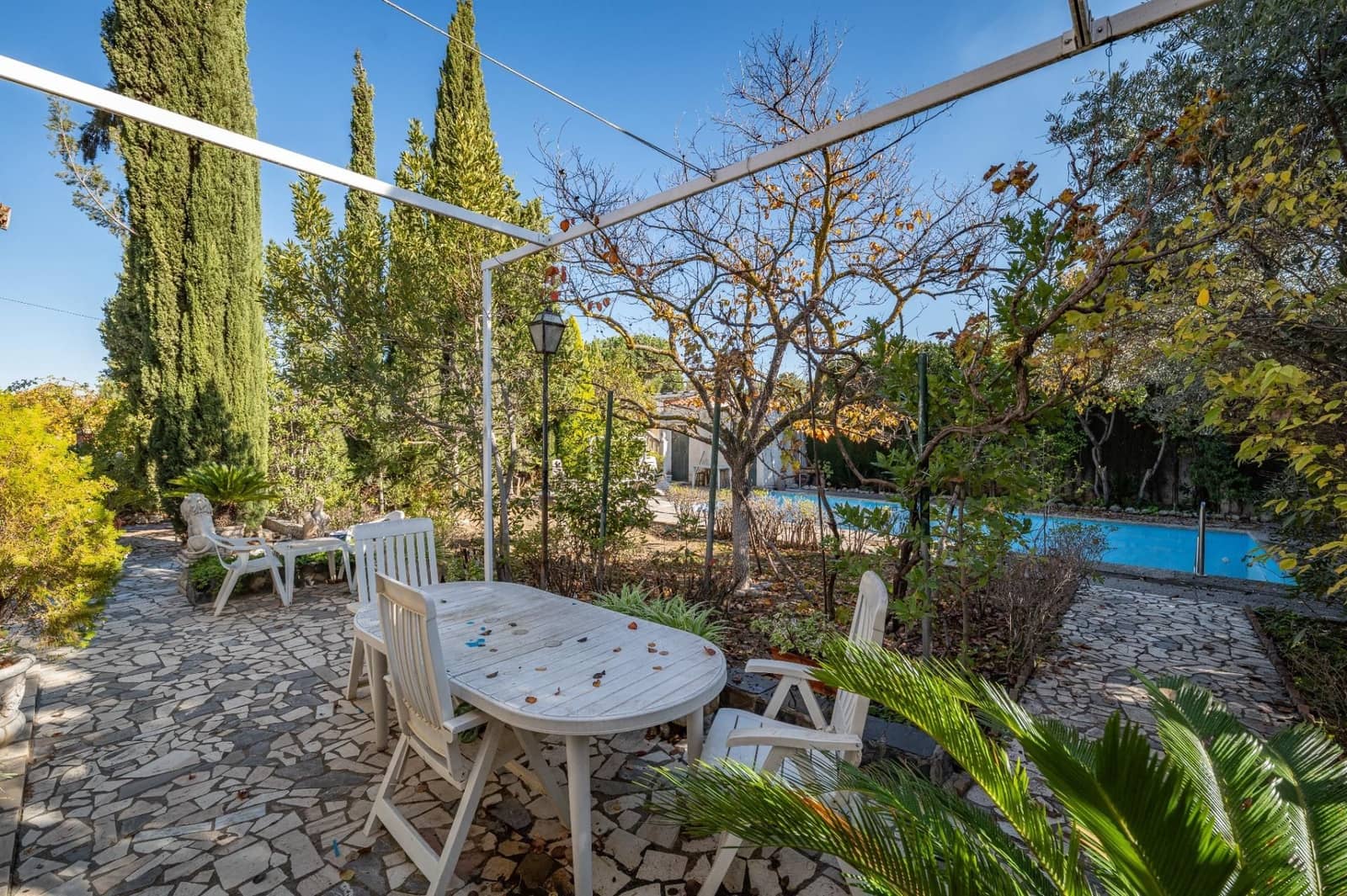 3 soveværelse Villa til salg i Otura med swimmingpool garage - € 325.000 (Ref: 9534291)