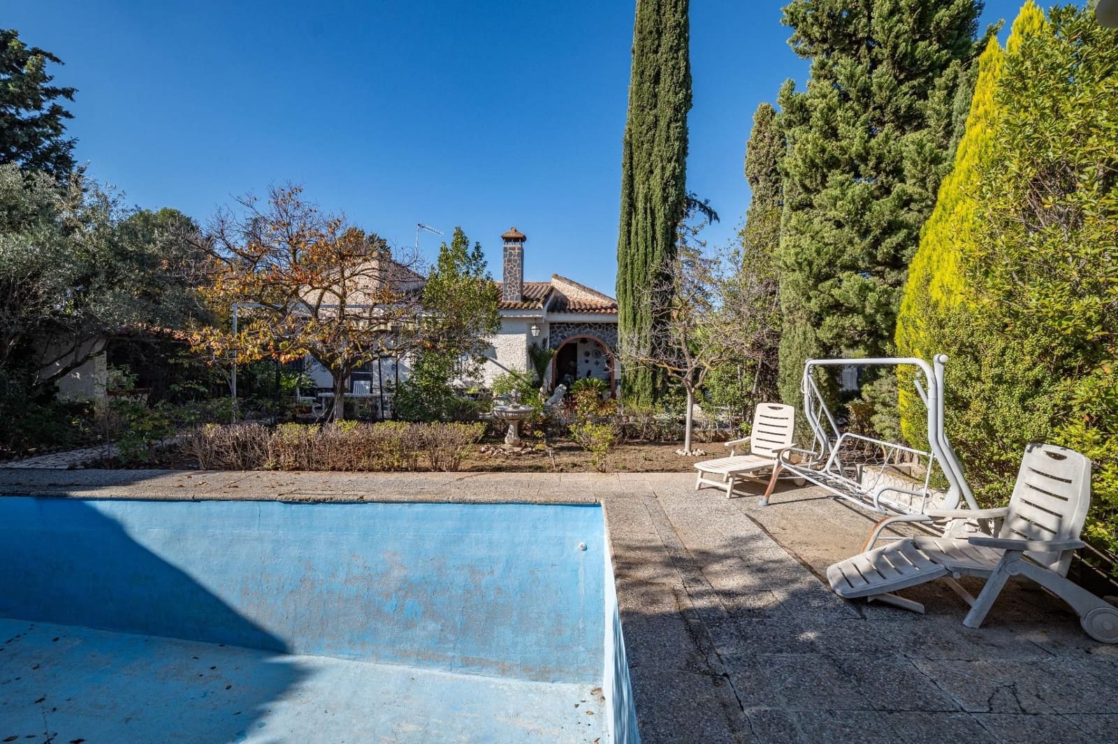 3 soveværelse Villa til salg i Otura med swimmingpool garage - € 325.000 (Ref: 9534291)