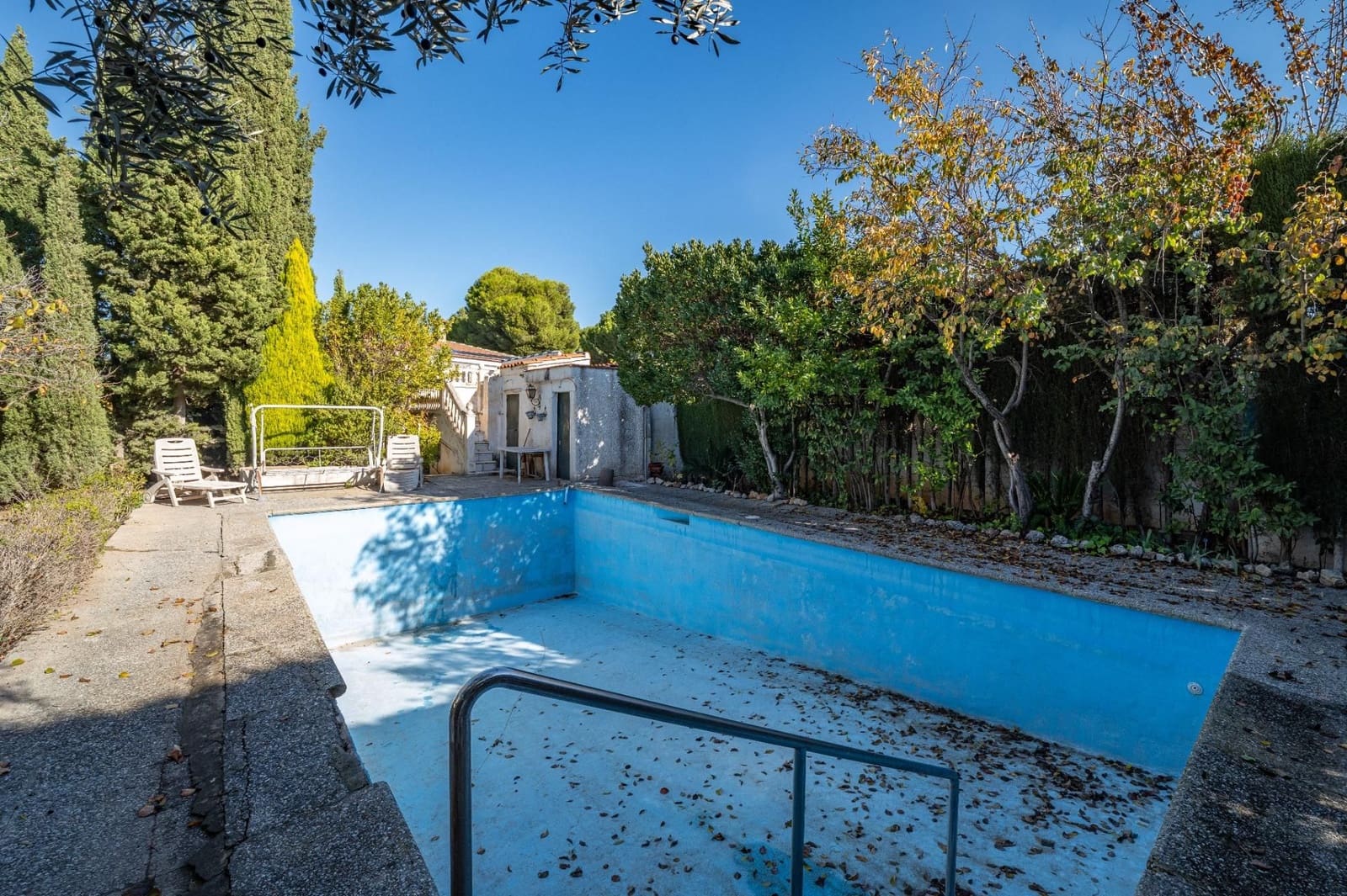 3 soveværelse Villa til salg i Otura med swimmingpool garage - € 325.000 (Ref: 9534291)