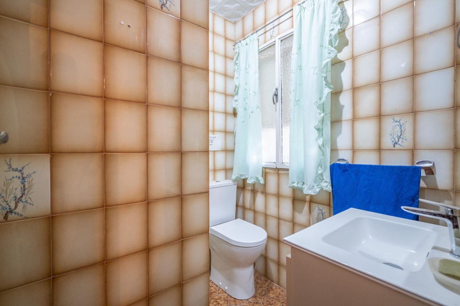 3 soveværelse Villa til salg i Otura med swimmingpool garage - € 325.000 (Ref: 9534291)