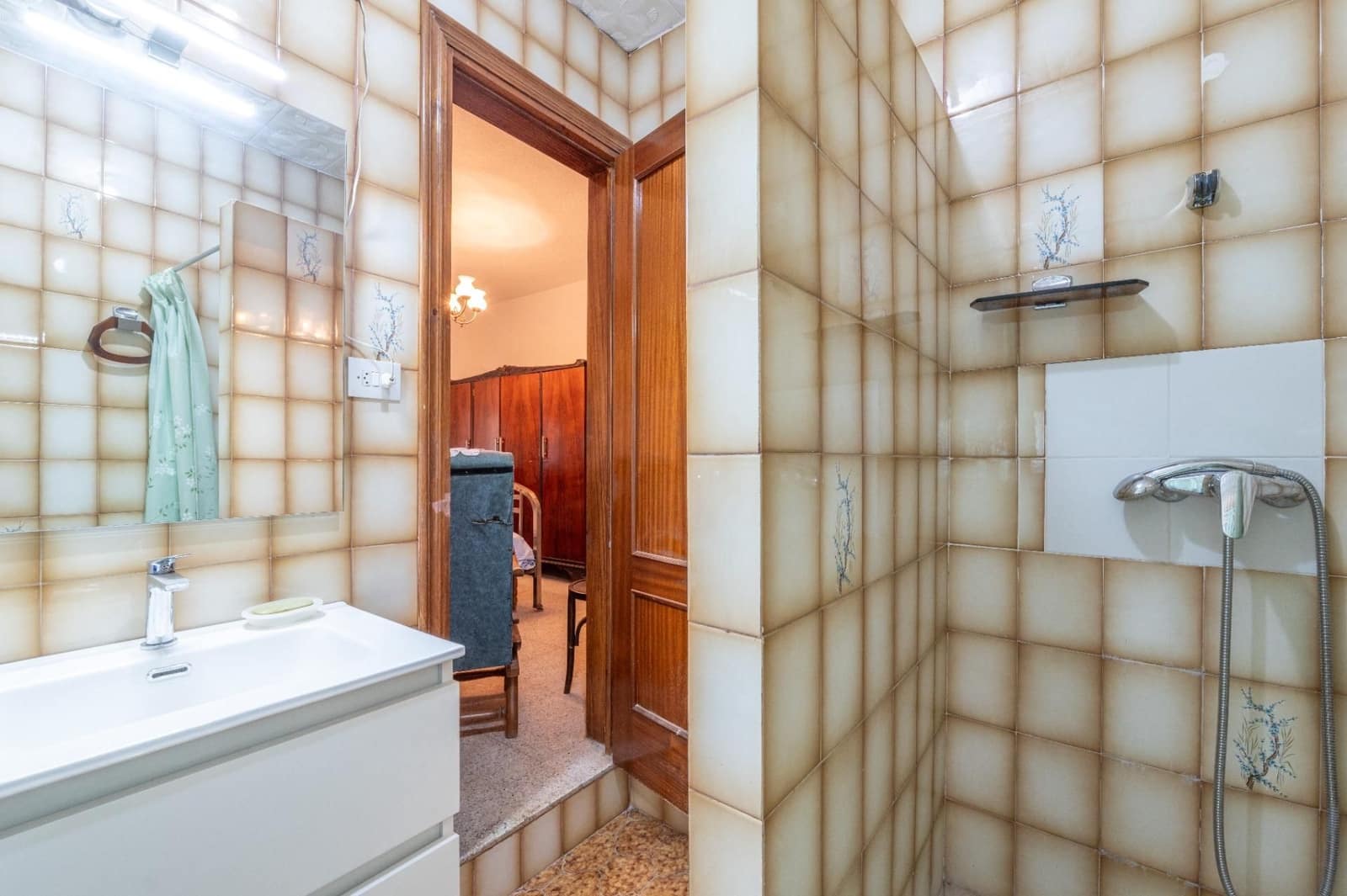 3 soveværelse Villa til salg i Otura med swimmingpool garage - € 325.000 (Ref: 9534291)