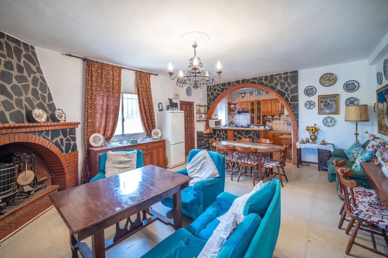 3 soveværelse Villa til salg i Otura med swimmingpool garage - € 325.000 (Ref: 9534291)