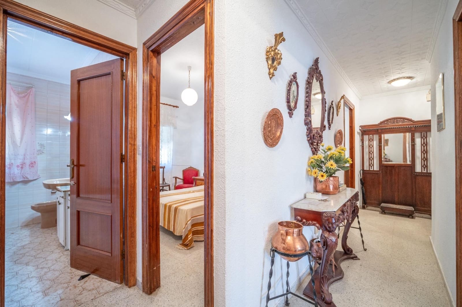 3 soveværelse Villa til salg i Otura med swimmingpool garage - € 325.000 (Ref: 9534291)