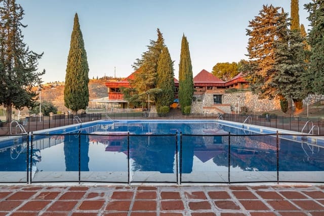 5 sovrum Villa till salu i Bola de Oro - Serrallo, Granada stad med garage - 585 000 € (Ref: 9534292)