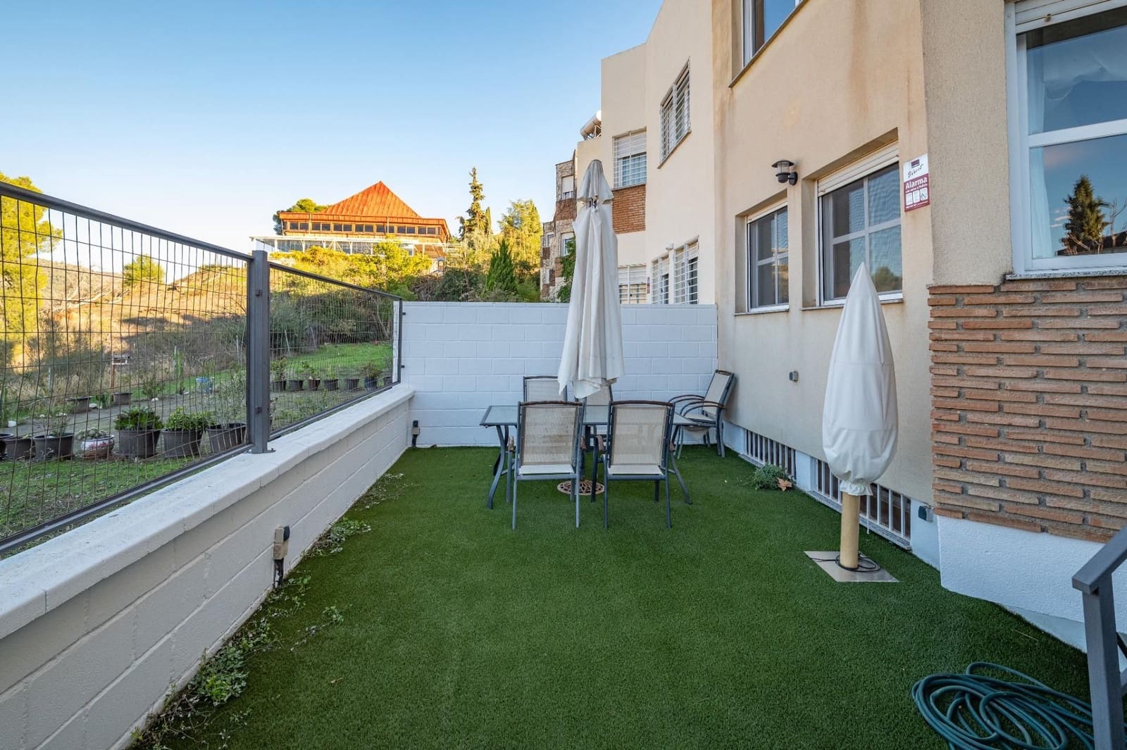 5 sovrum Villa till salu i Granada stad med garage - 585 000 € (Ref: 9534292)