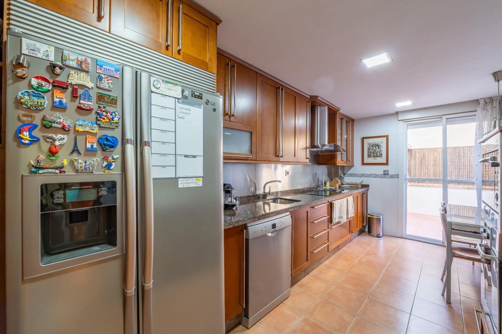 5 sovrum Villa till salu i Granada stad med garage - 585 000 € (Ref: 9534292)