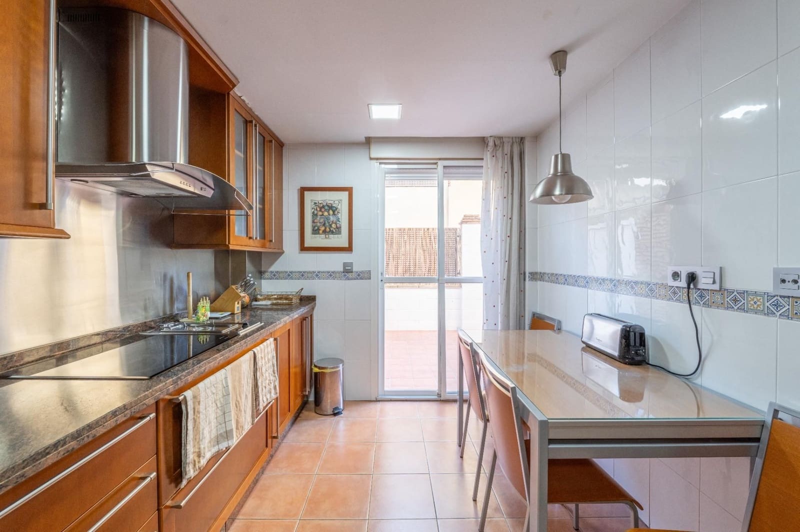 5 sovrum Villa till salu i Granada stad med garage - 585 000 € (Ref: 9534292)