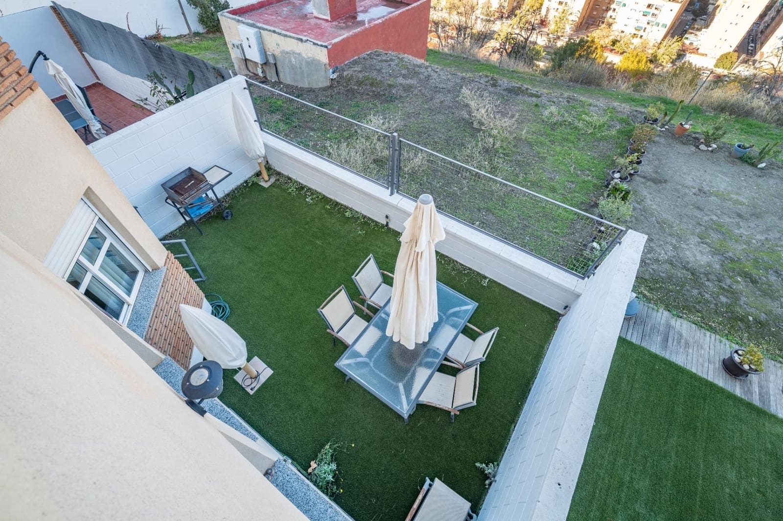 5 sovrum Villa till salu i Granada stad med garage - 585 000 € (Ref: 9534292)