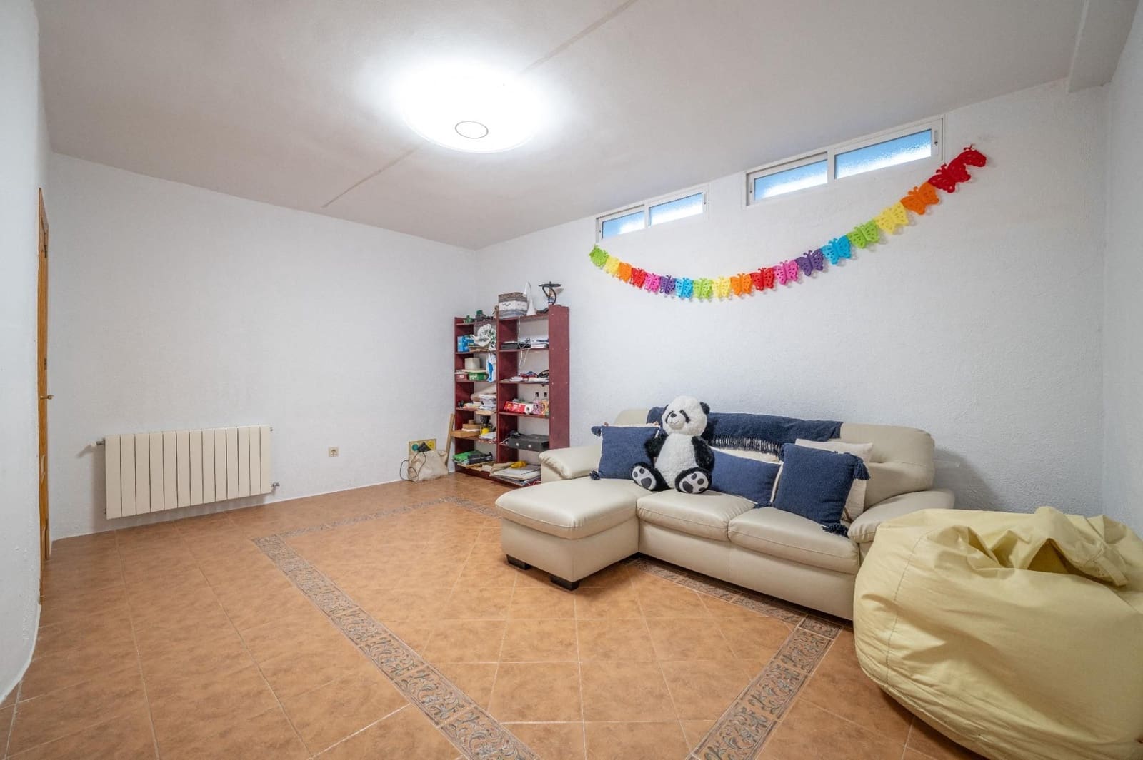 5 sovrum Villa till salu i Granada stad med garage - 585 000 € (Ref: 9534292)