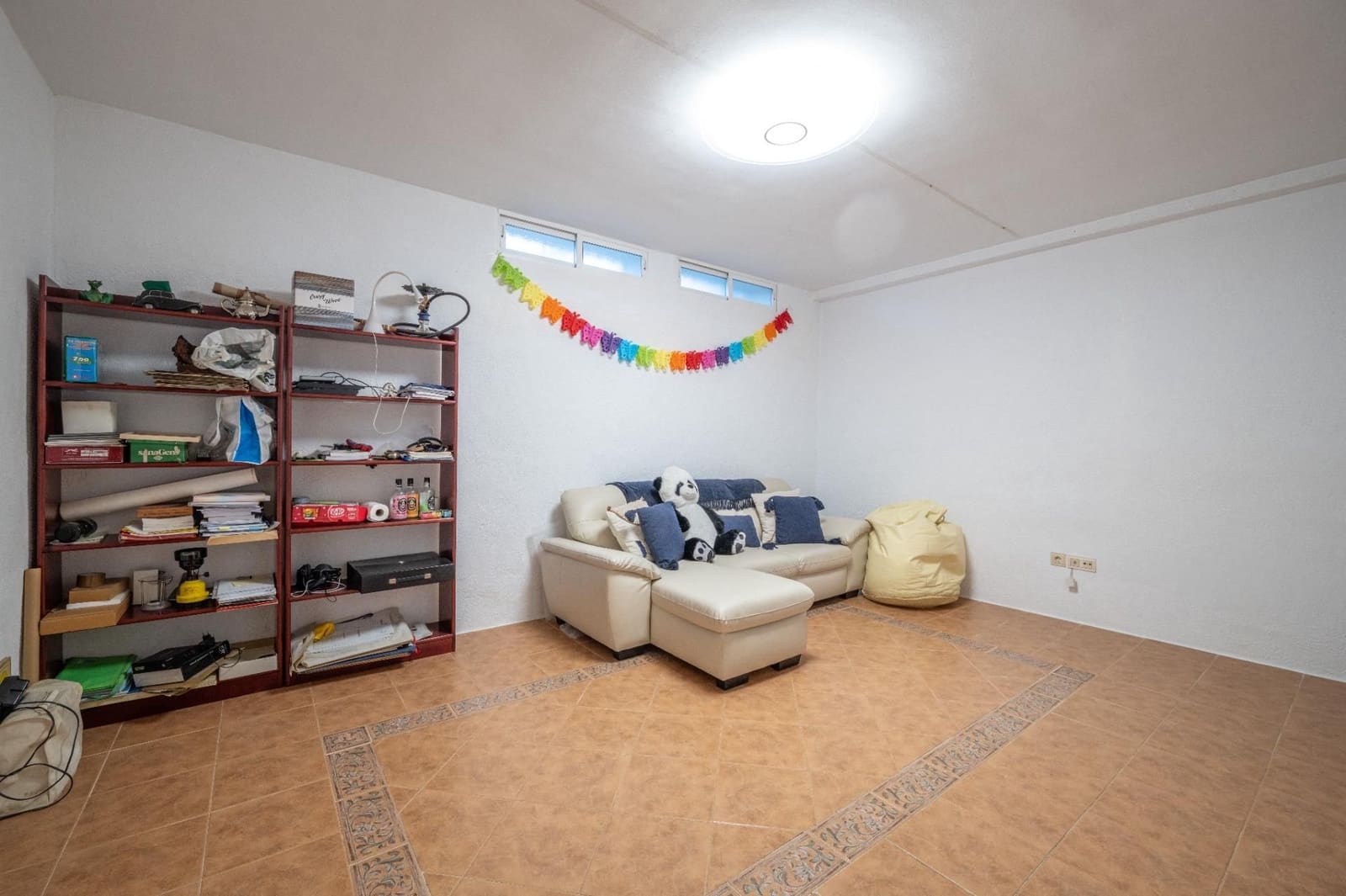 5 sovrum Villa till salu i Granada stad med garage - 585 000 € (Ref: 9534292)