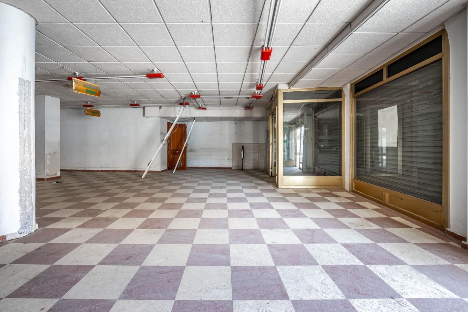 Local Commercial à vendre à Cenes de la Vega - 199 900 € (Ref: 9534293)