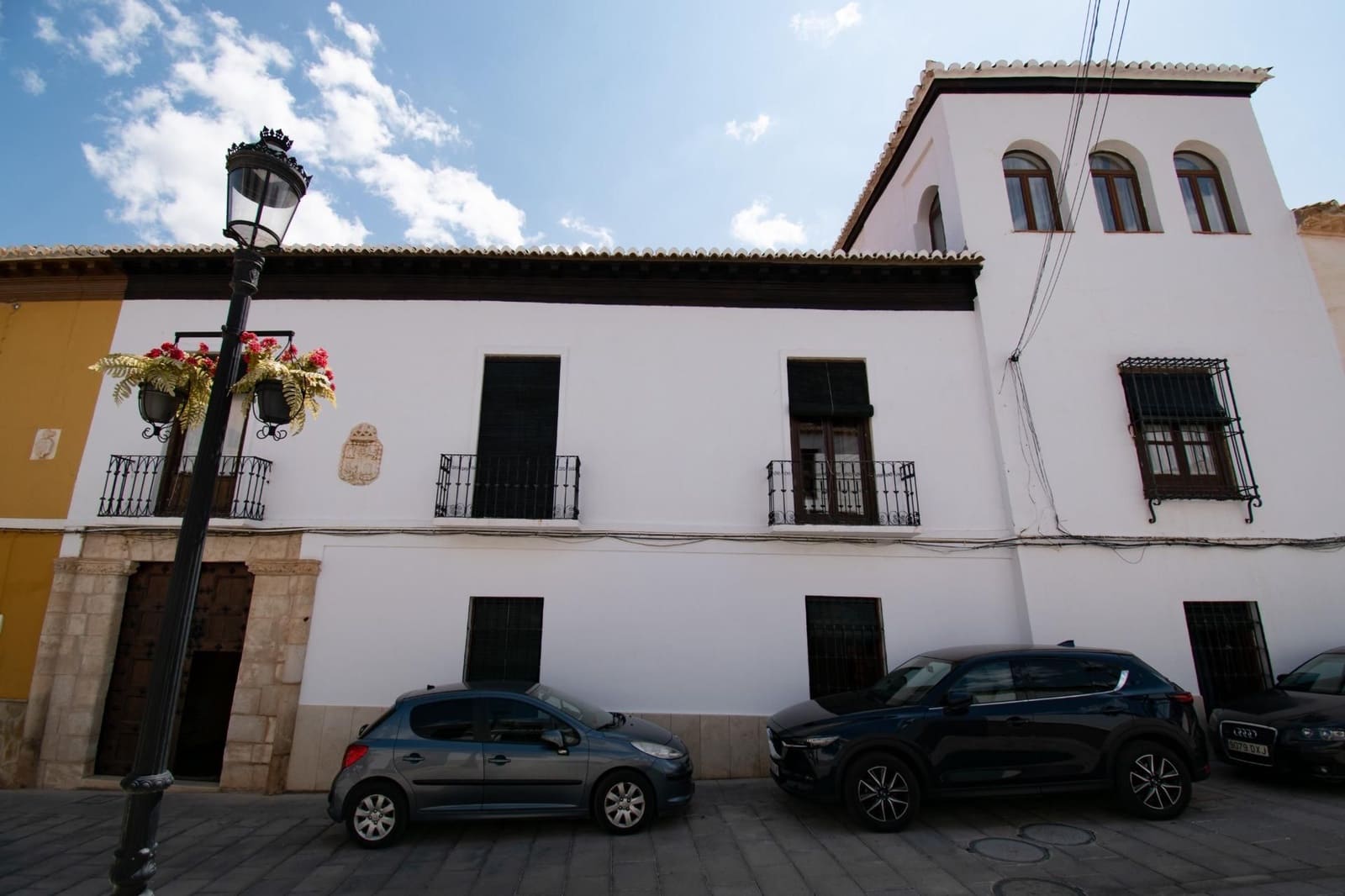 12 bedroom Townhouse for sale in Guadix with pool - € 550,000 (Ref: 9534299)