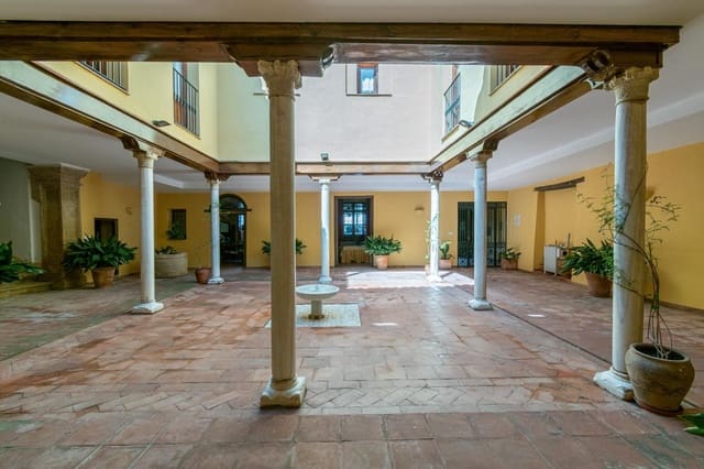 12 sypialnia Dom na sprzedaż w Guadix z basenem - 550 000 € (Ref: 9534299)