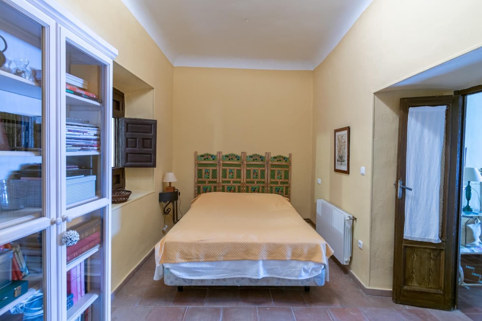 12 bedroom Townhouse for sale in Guadix with pool - € 550,000 (Ref: 9534299)