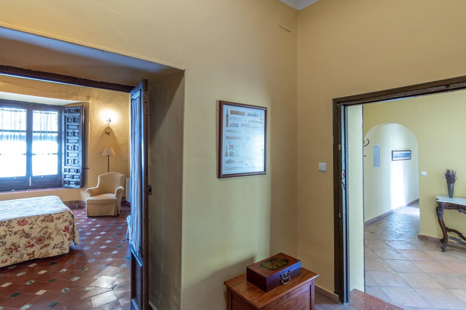 12 bedroom Townhouse for sale in Guadix with pool - € 550,000 (Ref: 9534299)