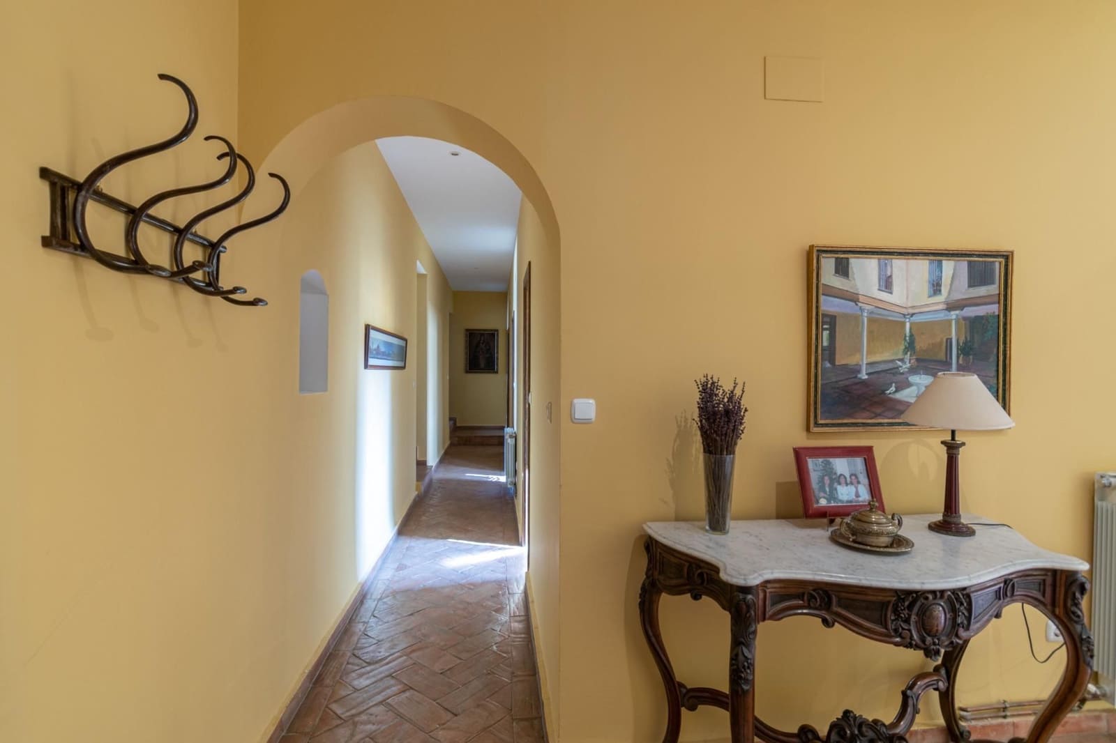 12 bedroom Townhouse for sale in Guadix with pool - € 550,000 (Ref: 9534299)