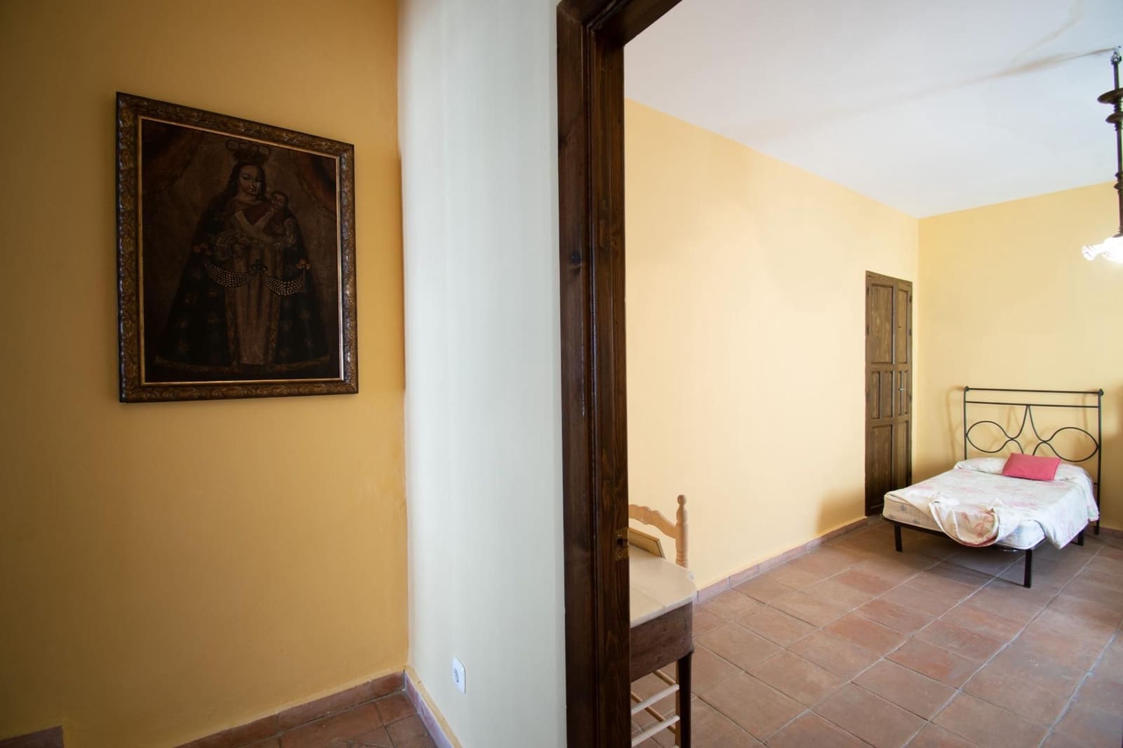 12 bedroom Townhouse for sale in Guadix with pool - € 550,000 (Ref: 9534299)