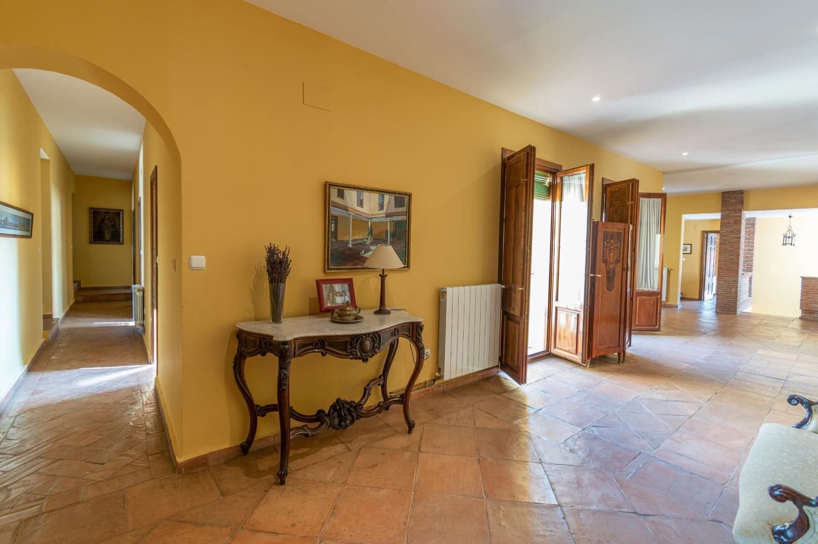 12 bedroom Townhouse for sale in Guadix with pool - € 550,000 (Ref: 9534299)