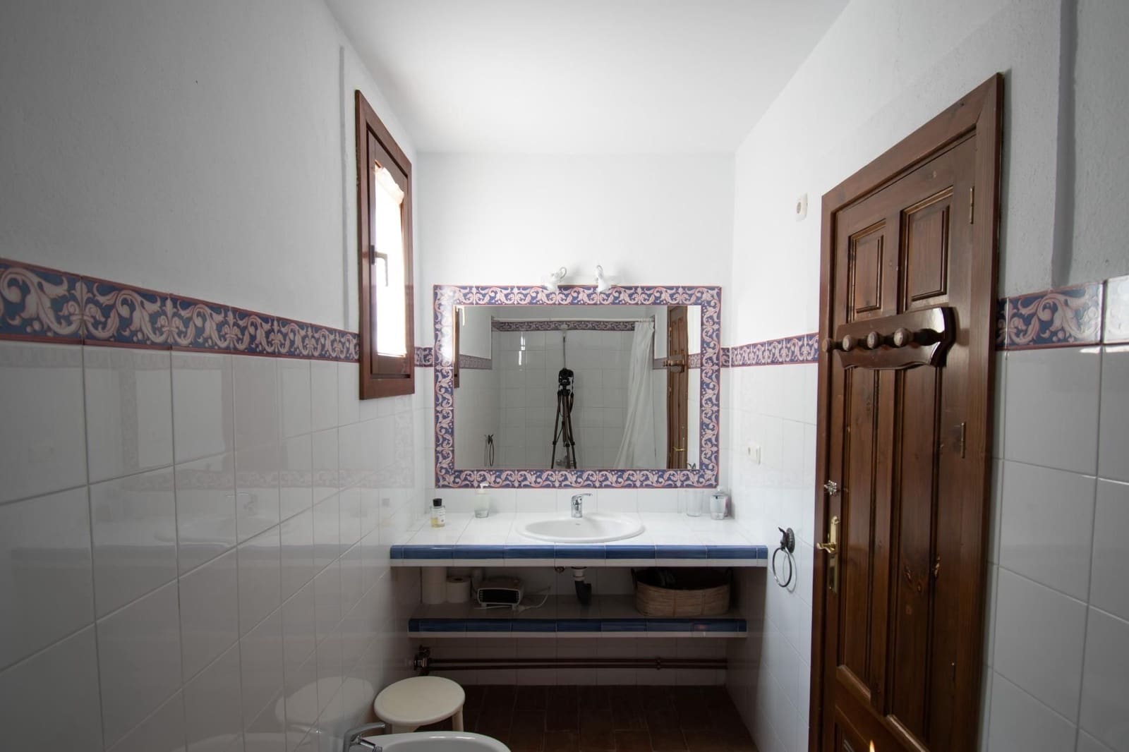 12 bedroom Townhouse for sale in Guadix with pool - € 550,000 (Ref: 9534299)