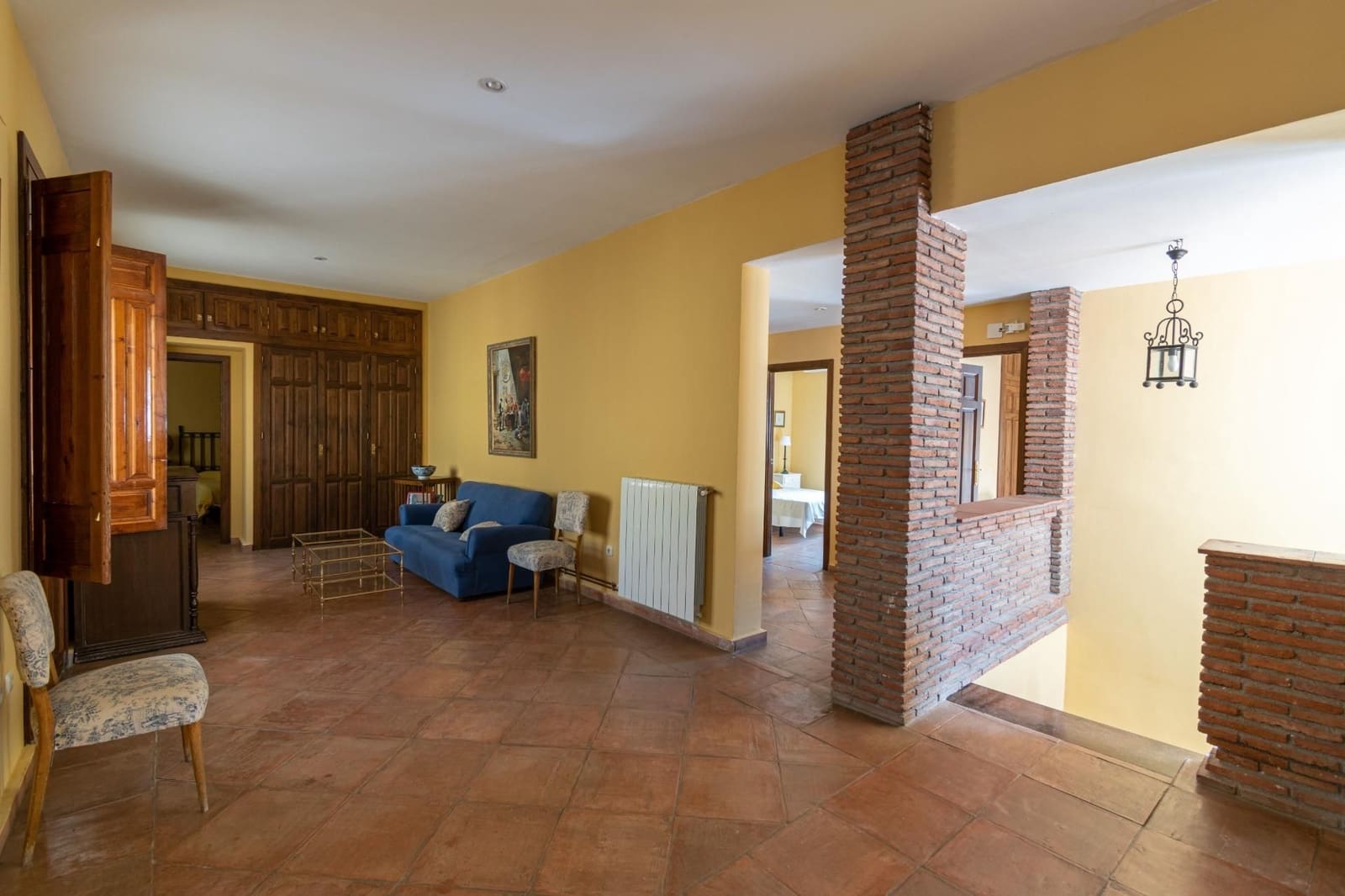 12 bedroom Townhouse for sale in Guadix with pool - € 550,000 (Ref: 9534299)