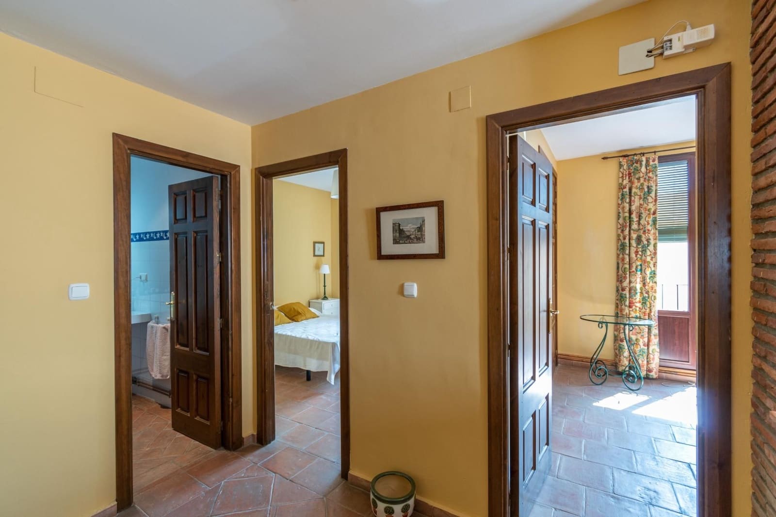 12 bedroom Townhouse for sale in Guadix with pool - € 550,000 (Ref: 9534299)