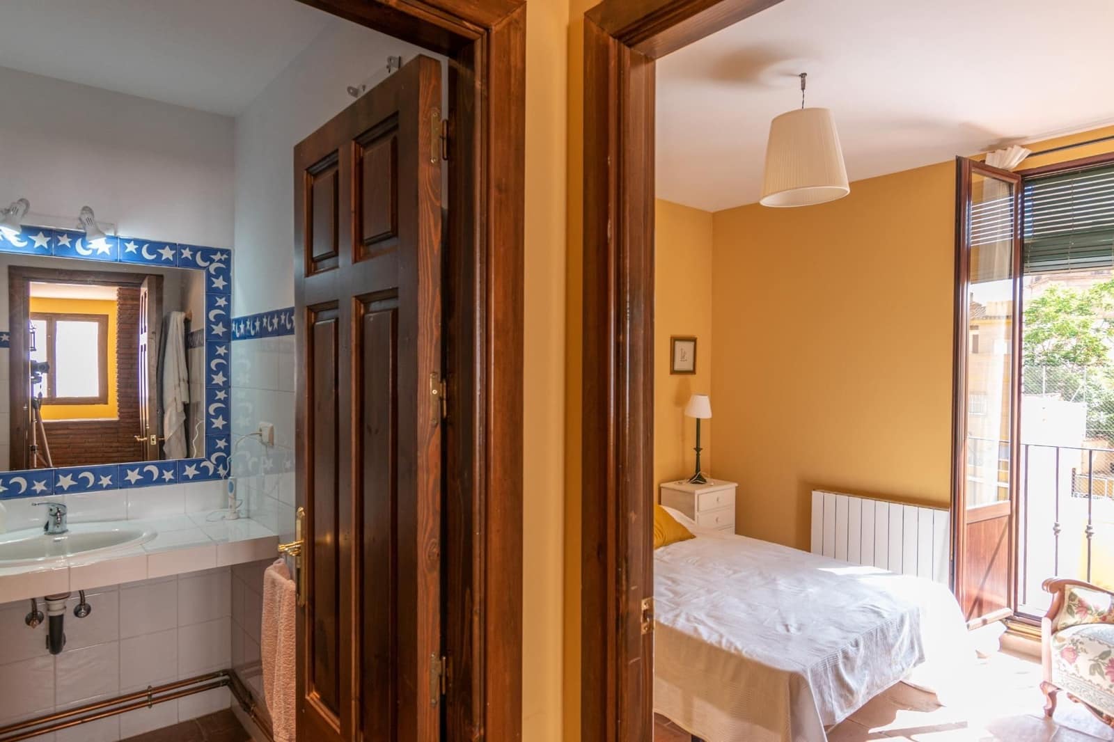 12 bedroom Townhouse for sale in Guadix with pool - € 550,000 (Ref: 9534299)