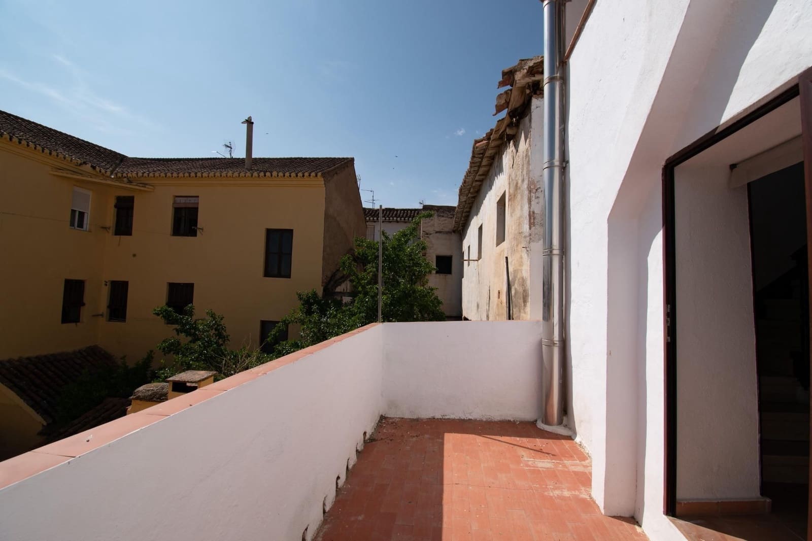 12 bedroom Townhouse for sale in Guadix with pool - € 550,000 (Ref: 9534299)