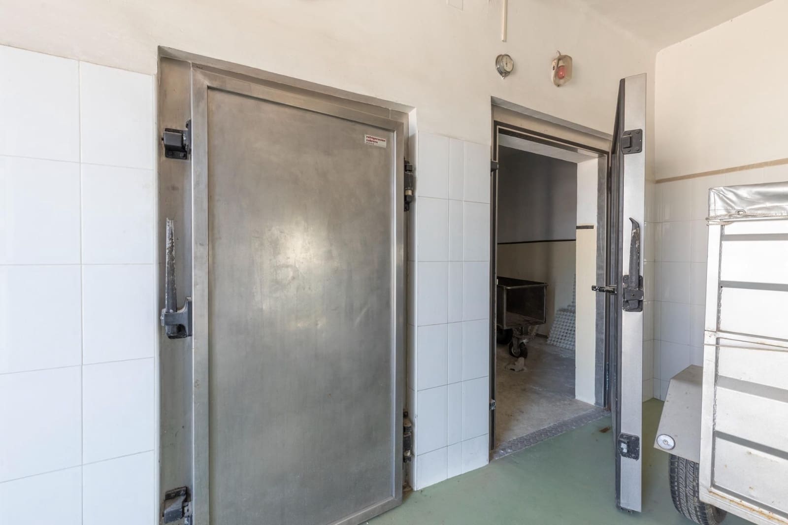 Finca/Casa Rural de 8 habitaciones en Granada ciudad en venta con piscina garaje - 685.700 € (Ref: 9534300)