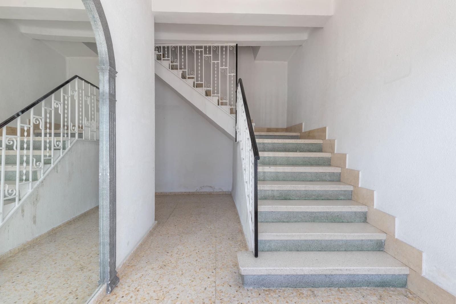 Finca/Casa Rural de 8 habitaciones en Granada ciudad en venta con piscina garaje - 685.700 € (Ref: 9534300)