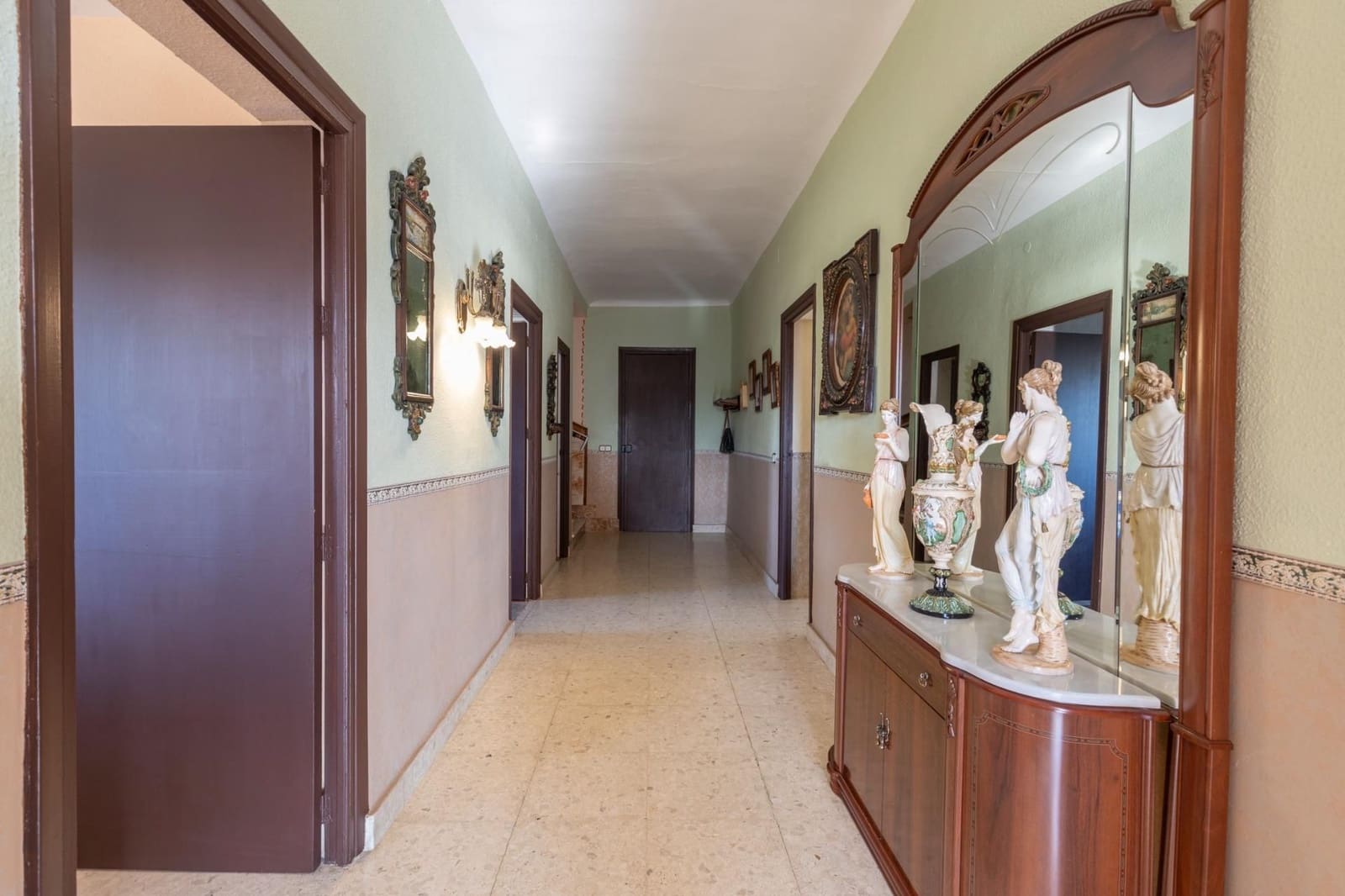 Finca/Casa Rural de 8 habitaciones en Granada ciudad en venta con piscina garaje - 685.700 € (Ref: 9534300)