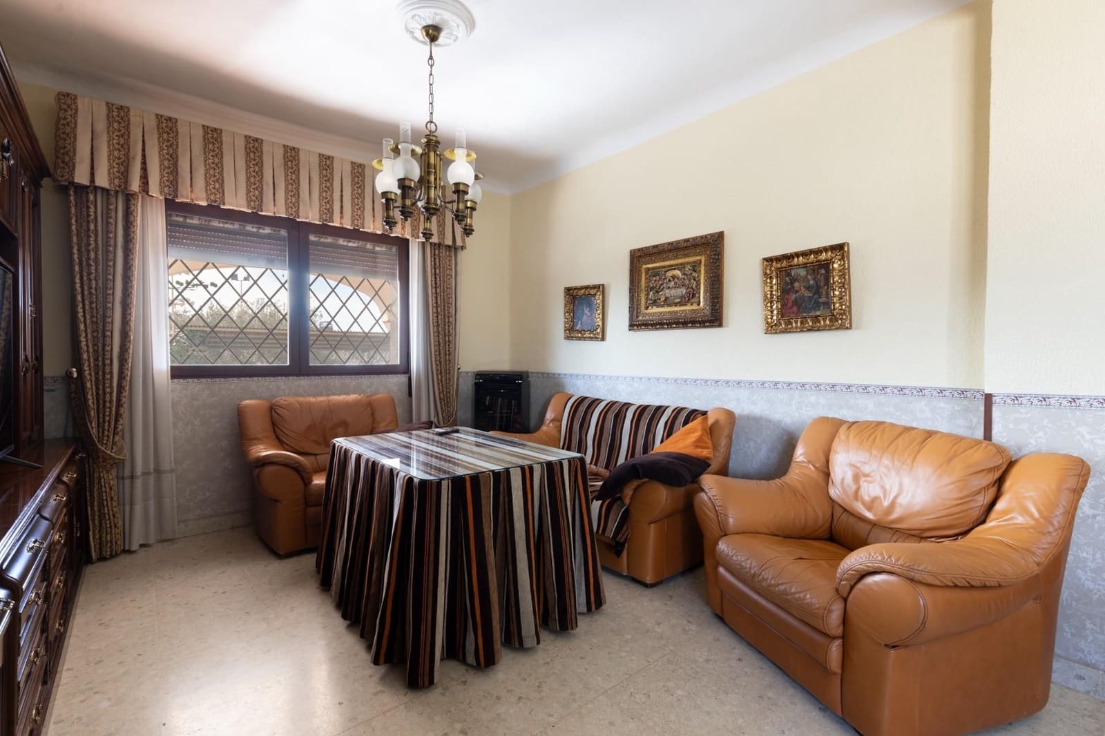 Finca/Casa Rural de 8 habitaciones en Granada ciudad en venta con piscina garaje - 685.700 € (Ref: 9534300)