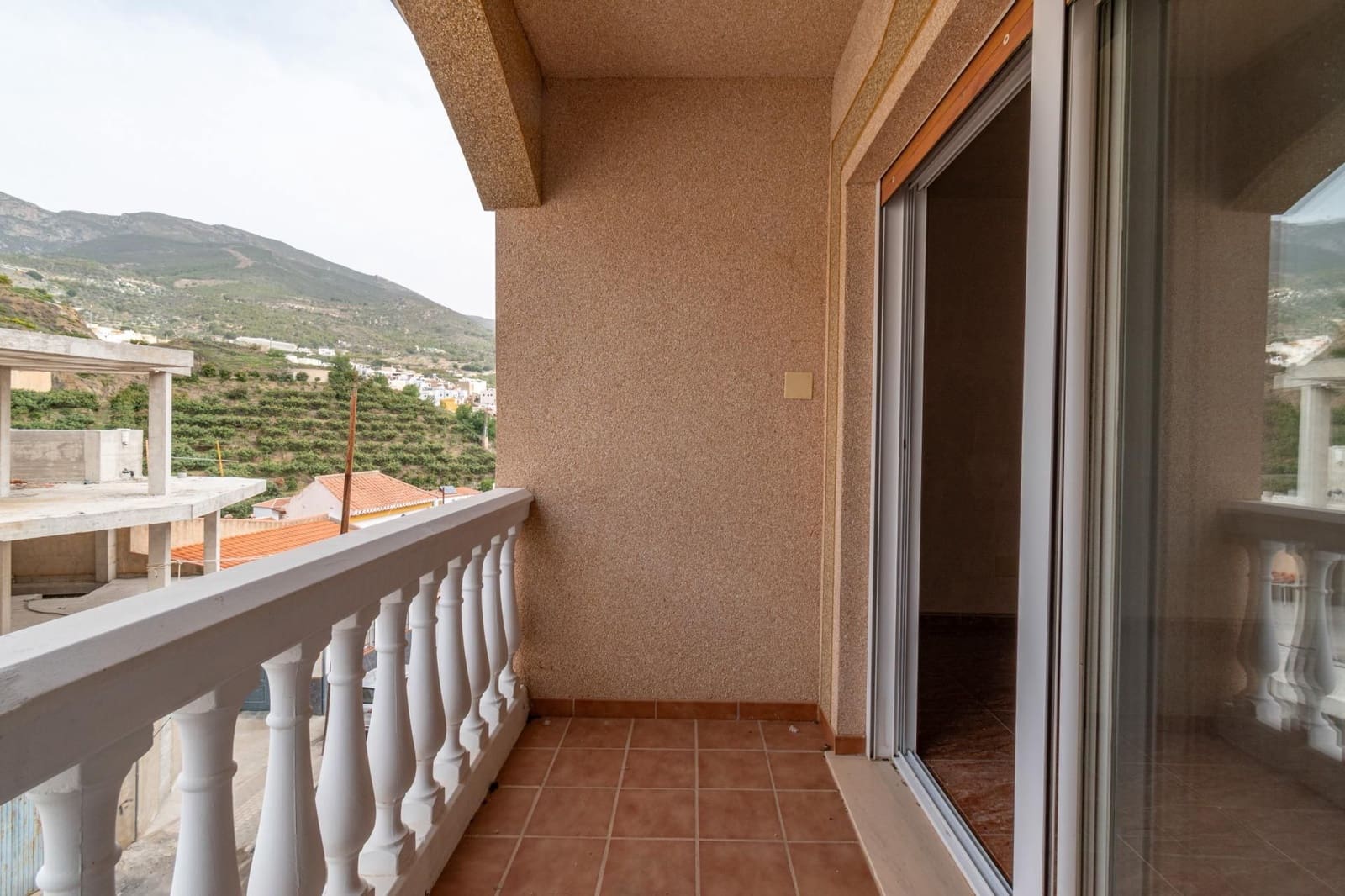 3 bedroom Flat for sale in Itrabo - € 98,000 (Ref: 9534302)