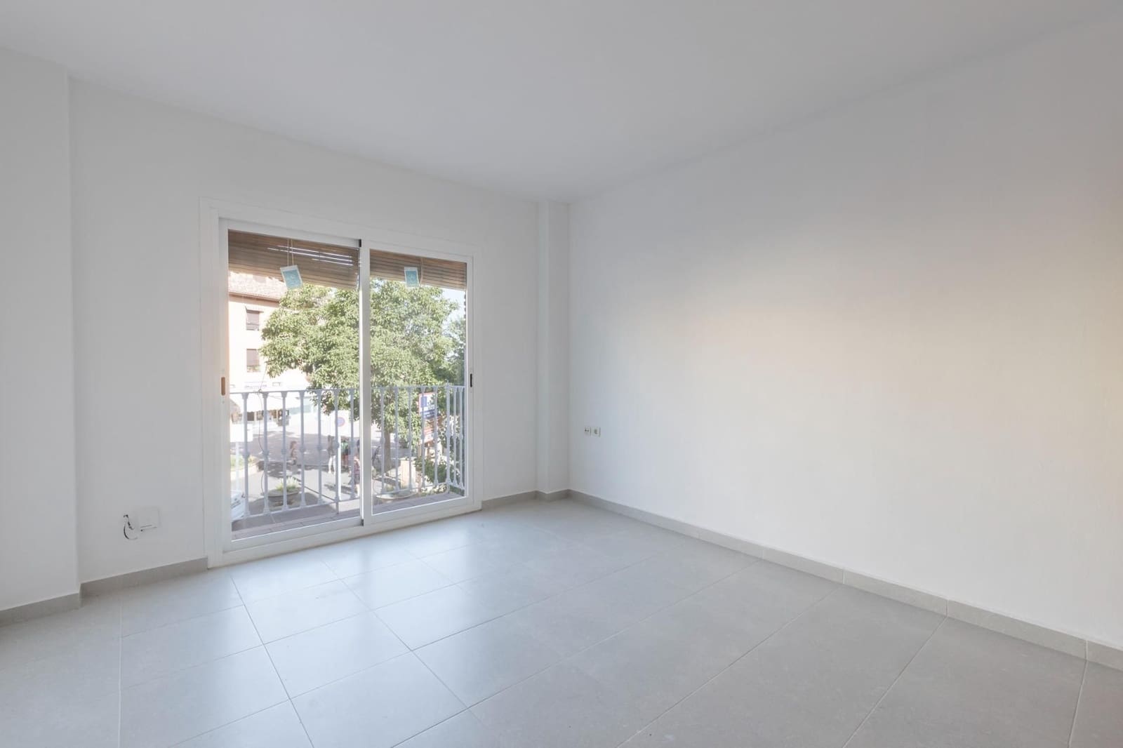 3 soveværelse Lejlighed til salg i Monachil - € 159.900 (Ref: 9534304)