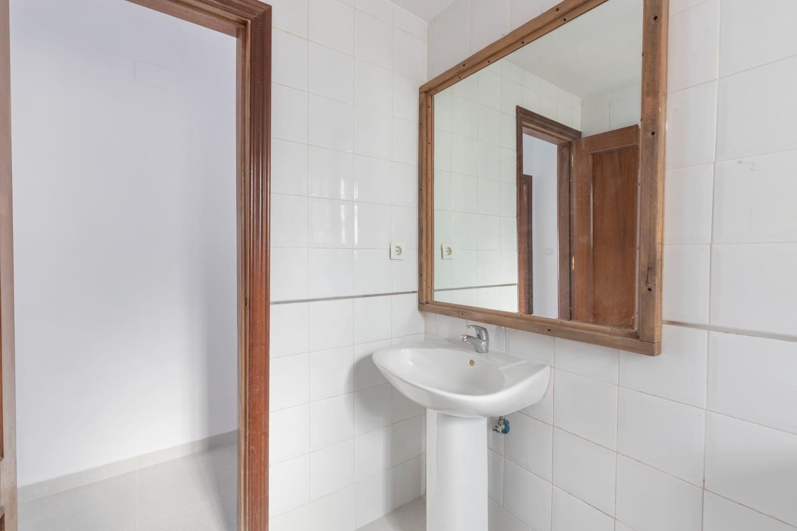 3 soveværelse Lejlighed til salg i Monachil - € 159.900 (Ref: 9534304)