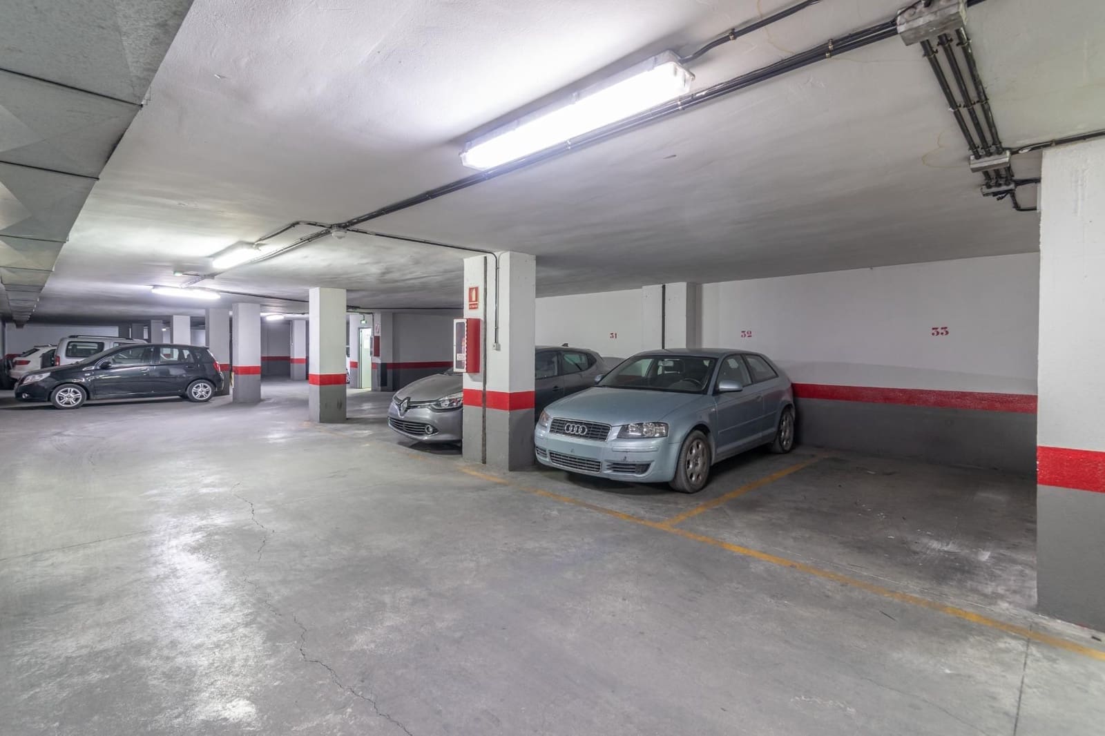 Garage for sale in Granada city - € 29,900 (Ref: 9534306)