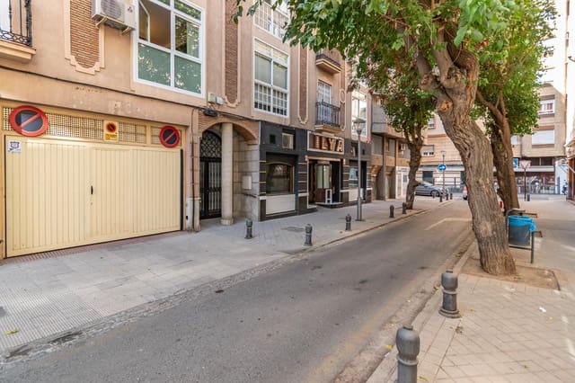 Garage til salg i Figares, Granada by - € 29.900 (Ref: 9534306)