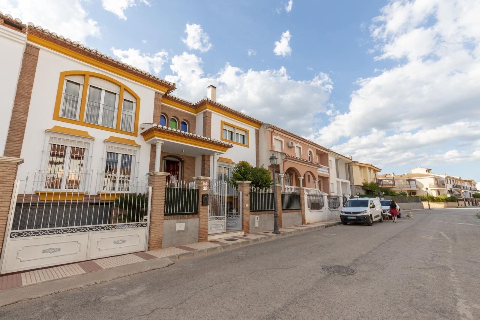 4 soveværelse Villa til salg i Atarfe - € 380.000 (Ref: 9534307)