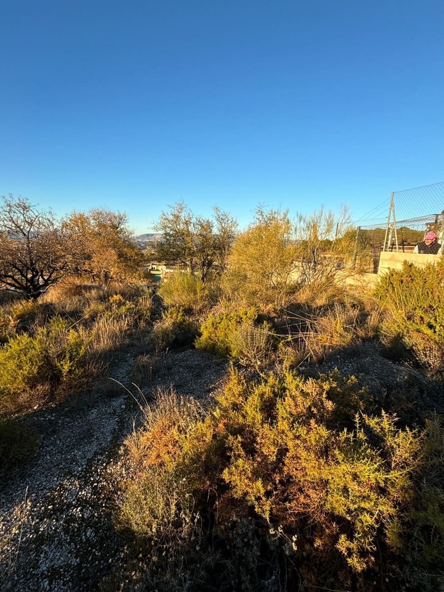 Terrain à Bâtir à vendre à Gojar - 33 000 € (Ref: 9534308)